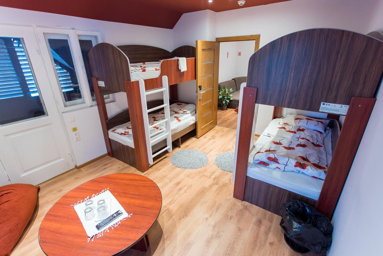 Green Hostel Sfântu-Gheorghe Zewnętrze zdjęcie